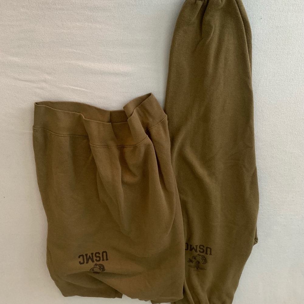 U.S Marine Corps Sweatpants and sweatshirt set